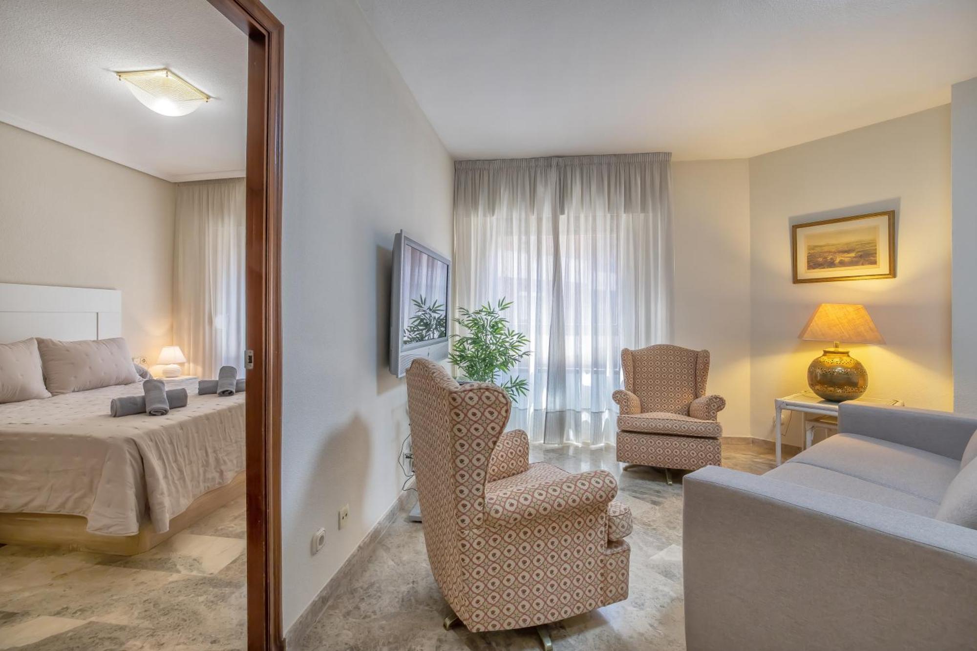 R & T Cordoba Center Apartamentos - Parking Esterno foto